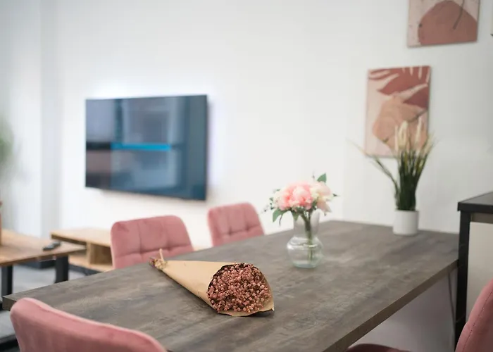 Apartamentos Go La Circular-Parking Gratuito